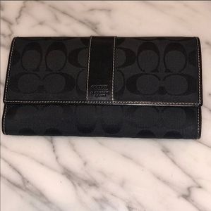 ⭐Coach Signature Wallet w/ Checkbook Insert⭐